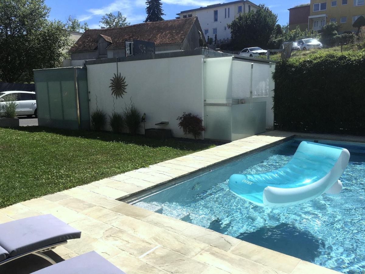 Gaestehaus Sommertal Mit Pool Im Garten, Eigener Parkplatz, 800M Zum Bodensee, 300M Zur Altstadt Meersburg Exterior photo